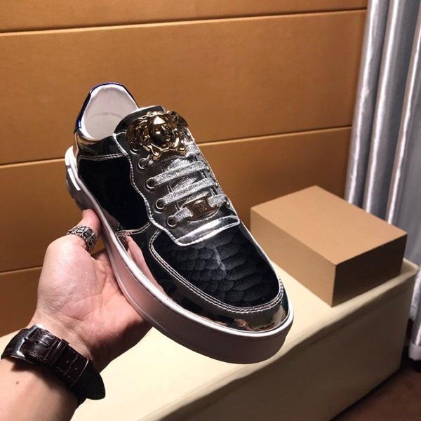 2020f high-end medusa leather low-casual trend men's shoes, stylish large size lace-up outdoor sports running shoes, size: 38-451, Black
2020f high-end medusa leather low-casual trend men's shoes, stylish large size lace-up outdoor sports running shoes, size: 38-451, Black