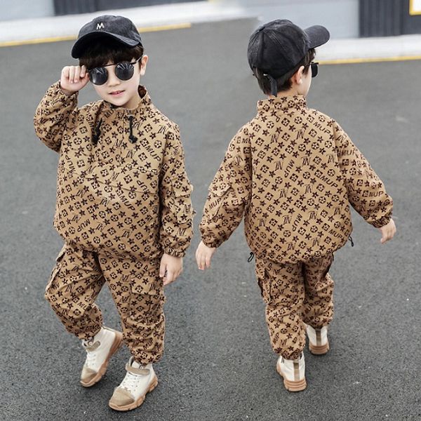 kids designer clothes boys girls fashion long sleeve jackets kids designer clothing suits causal printed jackets + pants two pieces sets, White
kids designer clothes boys girls fashion long sleeve jackets kids designer clothing suits causal printed jackets + pants two pieces sets, White