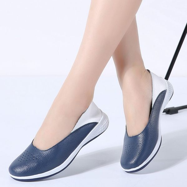 2020 autumn women cutout flats shoes female flat nursing shoes woman slip on loafers slipony, Black
2020 autumn women cutout flats shoes female flat nursing shoes woman slip on loafers slipony, Black