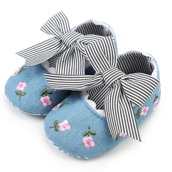 baby shoes for girls embroidery flower bow-knot toddler first walkers anti-slip warm and comfortable kids crib shoes girls
baby shoes for girls embroidery flower bow-knot toddler first walkers anti-slip warm and comfortable kids crib shoes girls