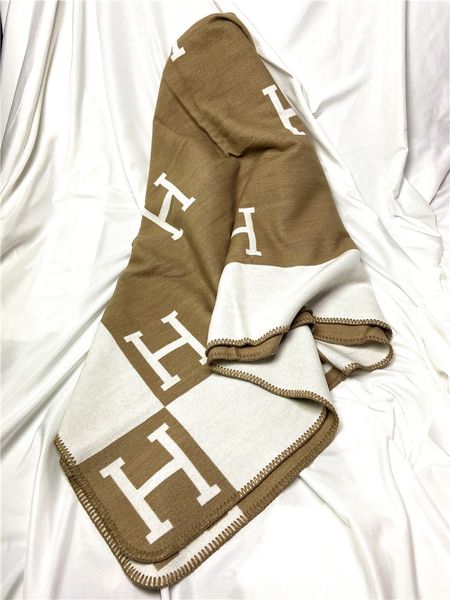 m9qvv h tiny times gong ming gu li the same flight blanket sofa air conditioning shawl sofa shawl air conditioning quilt letter knitted wove, Blue;gray
m9qvv h tiny times gong ming gu li the same flight blanket sofa air conditioning shawl sofa shawl air conditioning quilt letter knitted wove, Blue;gray
