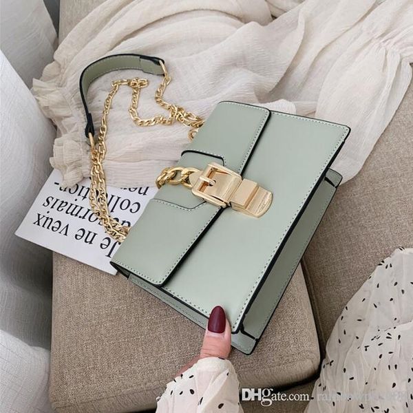 outlet brand women handbag foreign style styling leather fashion chain bag gold lock stripe bow women shoulder bag elegant leather bag
outlet brand women handbag foreign style styling leather fashion chain bag gold lock stripe bow women shoulder bag elegant leather bag