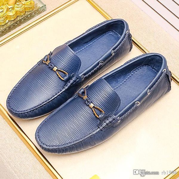 the new luxury designer men's casual shoes leather loafers men's shoes lightweight soft-soled shoes and lightweight driving loafer, Black
the new luxury designer men's casual shoes leather loafers men's shoes lightweight soft-soled shoes and lightweight driving loafer, Black
