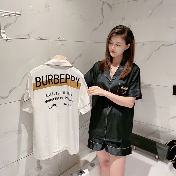 new pajamas korean style simple fashion ice silk couple pajamas short sleeved cardigan letter real silk men's and women's home wea, Blue;red
new pajamas korean style simple fashion ice silk couple pajamas short sleeved cardigan letter real silk men's and women's home wea, Blue;red