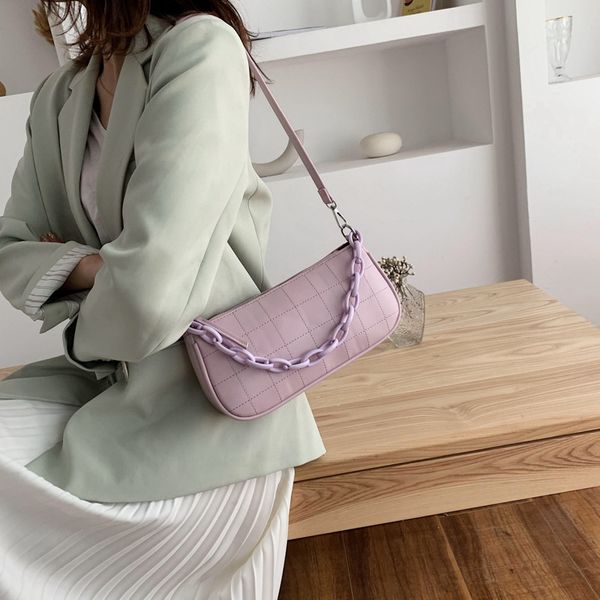 2020 new shoulder bag women's casual fashion korean chain retro messenger simple mobile phone bag
2020 new shoulder bag women's casual fashion korean chain retro messenger simple mobile phone bag