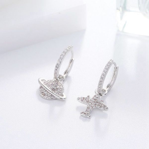 tiny trendy zircon cute plane earrings small cz crystal hoop earrings for women fashion jewelry 2020, Golden;silver
tiny trendy zircon cute plane earrings small cz crystal hoop earrings for women fashion jewelry 2020, Golden;silver
