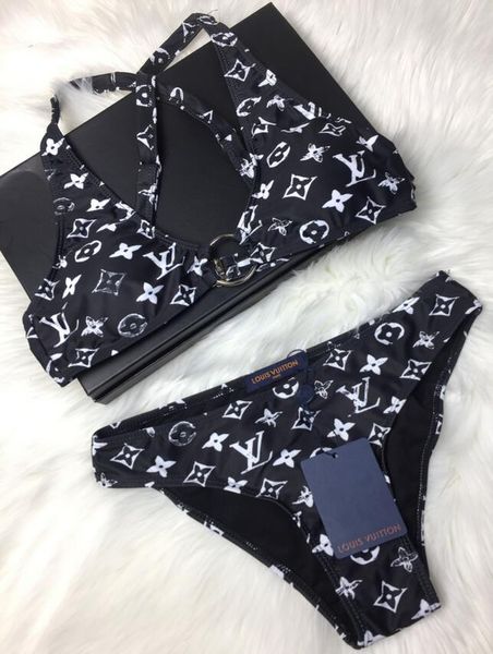 дизайнер леди бикини купальник louis vuitton марка letter printed swimwear бикини для женщин из двух частей женщин бикини купального костюма, White;black
дизайнер леди бикини купальник louis vuitton марка letter printed swimwear бикини для женщин из двух частей женщин бикини купального костюма, White;black