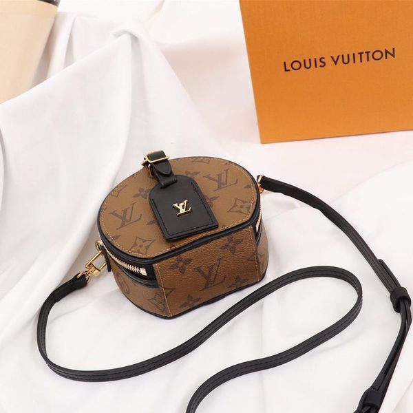 новое прибытие vintage женщин сумка totes проектировщик роскошные сумки кошельки crossbody кожаная сумка mini сумка женская сумка с origin b
новое прибытие vintage женщин сумка totes проектировщик роскошные сумки кошельки crossbody кожаная сумка mini сумка женская сумка с origin b