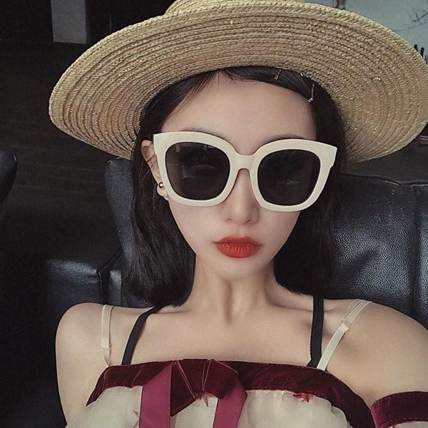 lady oversize square sunglasses women men large wide frame glasses gradient sun glasses female uv400 new fashion, White;black
lady oversize square sunglasses women men large wide frame glasses gradient sun glasses female uv400 new fashion, White;black