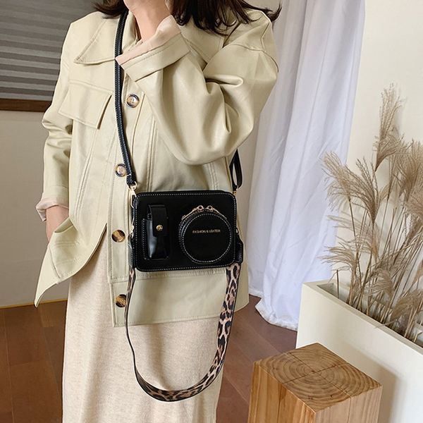 new rivet chain small crossbody bags for women 2020 shoulder messenger bag femme lady luxury handbags black
new rivet chain small crossbody bags for women 2020 shoulder messenger bag femme lady luxury handbags black