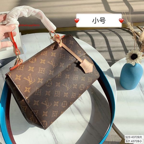 women leather chain clutch luxury handbags puress ladies shoulder woman bag simple messenger - 1765
women leather chain clutch luxury handbags puress ladies shoulder woman bag simple messenger - 1765