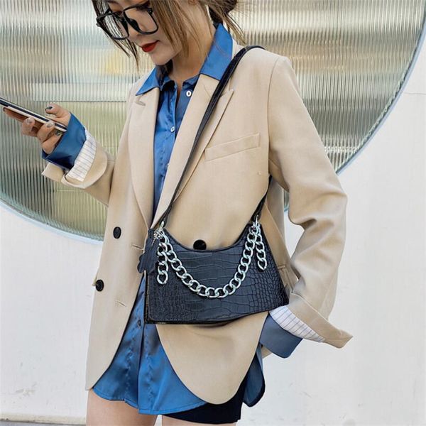 2020 new woman canvas woven flower handbag retro shoulder bag messenger bag fashion shopping tote female
2020 new woman canvas woven flower handbag retro shoulder bag messenger bag fashion shopping tote female
