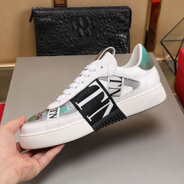 2020 c20 mens classic casual shoes leather lace-up fashion luxury designer shoes handsome mens sneakers original box, Black
2020 c20 mens classic casual shoes leather lace-up fashion luxury designer shoes handsome mens sneakers original box, Black