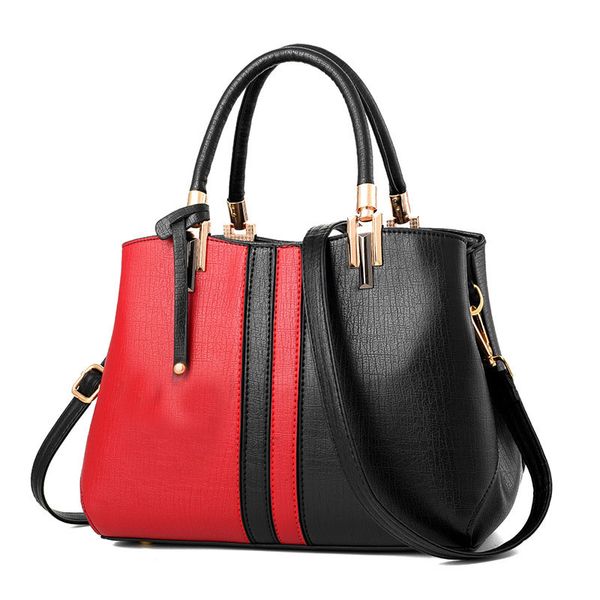 manufacturers of 2022fashionable leather women's one-shoulder bag diagonal cross bag shell bag
manufacturers of 2022fashionable leather women's one-shoulder bag diagonal cross bag shell bag
