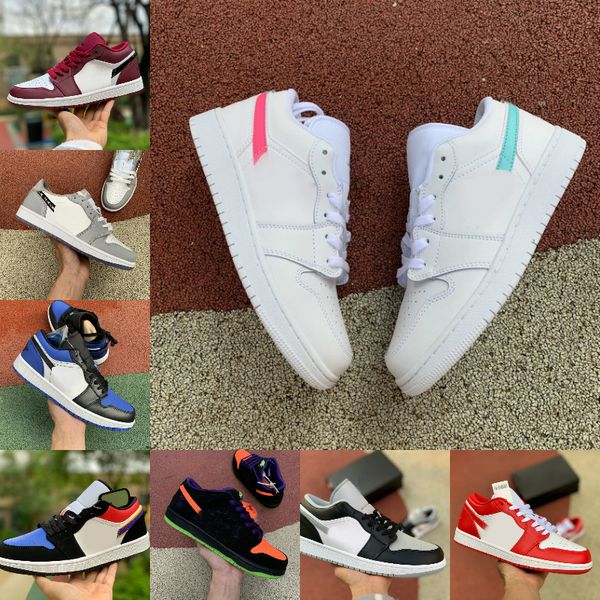 2020 new jumpman 1 mens basketball shoes low tropical light travis unc paris obsidian ember glow bred toe retroes 1s women skateboard shoes
2020 new jumpman 1 mens basketball shoes low tropical light travis unc paris obsidian ember glow bred toe retroes 1s women skateboard shoes