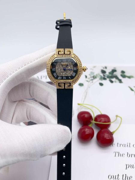2020 new brand with the same belt quartz female watch temperament all-match trend fashion watch lady watch, Slivery;brown
2020 new brand with the same belt quartz female watch temperament all-match trend fashion watch lady watch, Slivery;brown