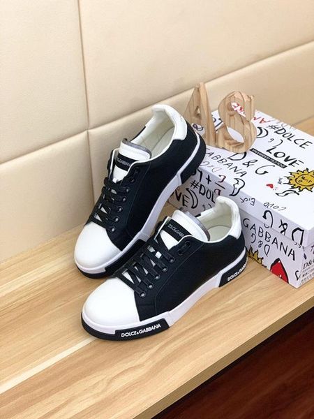2020a fashion high-end leather alphabet low-outdoor flat sneakers, high-quality casual wild fashion men's shoes, size: 38-45, Black
2020a fashion high-end leather alphabet low-outdoor flat sneakers, high-quality casual wild fashion men's shoes, size: 38-45, Black