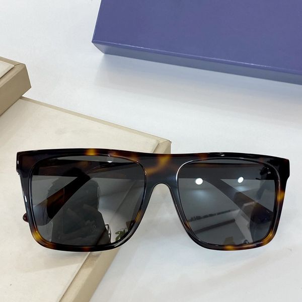 2020 new fashion frame is suitable for all kinds of face, uv400 light and comfortable eyeglass frame, full set of 5-color glasses 0637sk
2020 new fashion frame is suitable for all kinds of face, uv400 light and comfortable eyeglass frame, full set of 5-color glasses 0637sk