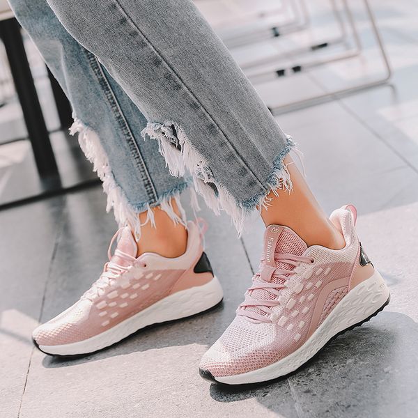 новый стиль свет женщины кроссовки lace up спортивная обувь открытый туризм демпфирование спорт беговые удобные тапки
новый стиль свет женщины кроссовки lace up спортивная обувь открытый туризм демпфирование спорт беговые удобные тапки