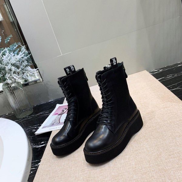 2020 new spring and autumn leather single boots wild retro high heel boots, fashion trend martin boots female
2020 new spring and autumn leather single boots wild retro high heel boots, fashion trend martin boots female