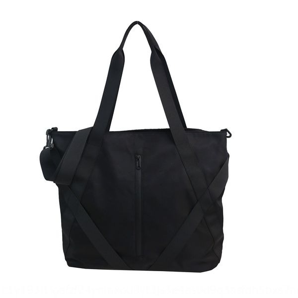 new simple waterproof strap shoulder shoulder messenger portable dual-purpose bag fashion casual large capacity outdoor street bag
new simple waterproof strap shoulder shoulder messenger portable dual-purpose bag fashion casual large capacity outdoor street bag