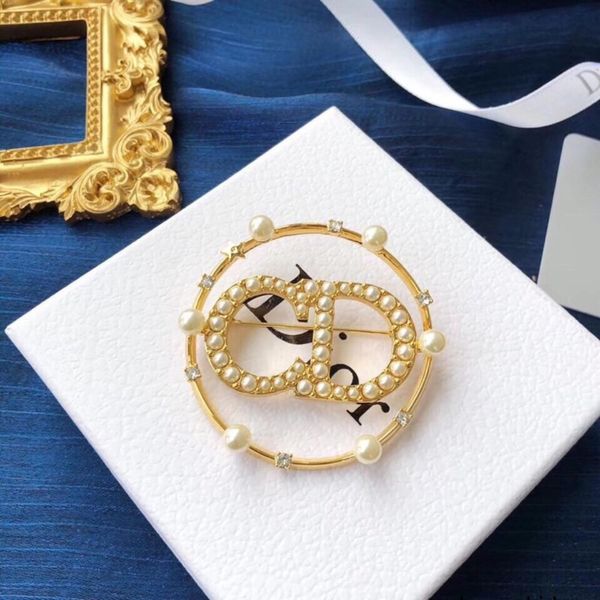 the three-dimensional feeling of lettersclassic fashion brooches pin for women brooch jewelry 032304
the three-dimensional feeling of lettersclassic fashion brooches pin for women brooch jewelry 032304