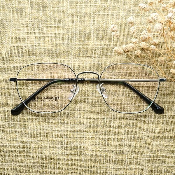 new ultra light semi frame danyang factory 7719 new ultra light glasses titanium semi titanium frame danyang glasses factory 7719, Silver
new ultra light semi frame danyang factory 7719 new ultra light glasses titanium semi titanium frame danyang glasses factory 7719, Silver