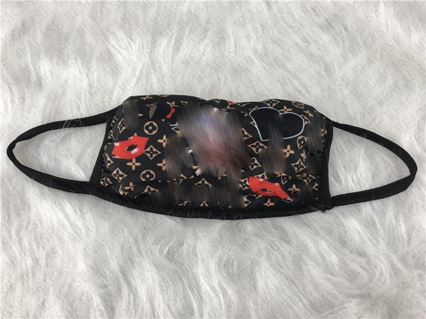 моющийся fashion face mask женщины мужчины двойного слоя шелковой ткани маски письма печать мода дышащая маска для лица half face cover d731, Blue
моющийся fashion face mask женщины мужчины двойного слоя шелковой ткани маски письма печать мода дышащая маска для лица half face cover d731, Blue