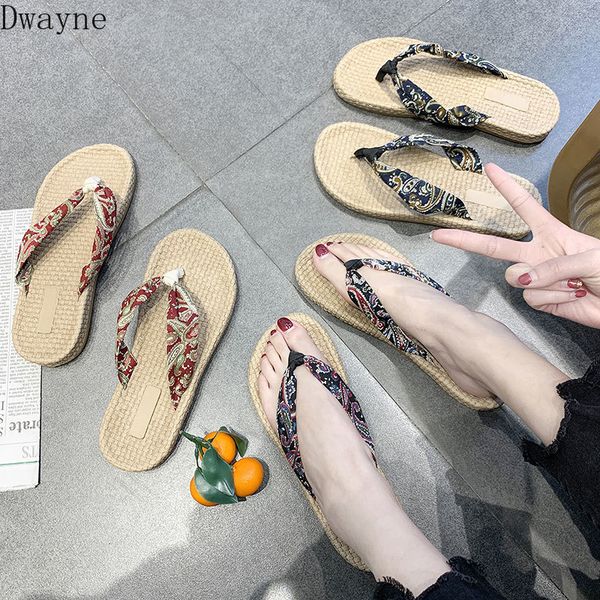 2020 summer new wild lightweight women's flip-flops korean fashion flat casual beach sandals and slippers, Black
2020 summer new wild lightweight women's flip-flops korean fashion flat casual beach sandals and slippers, Black