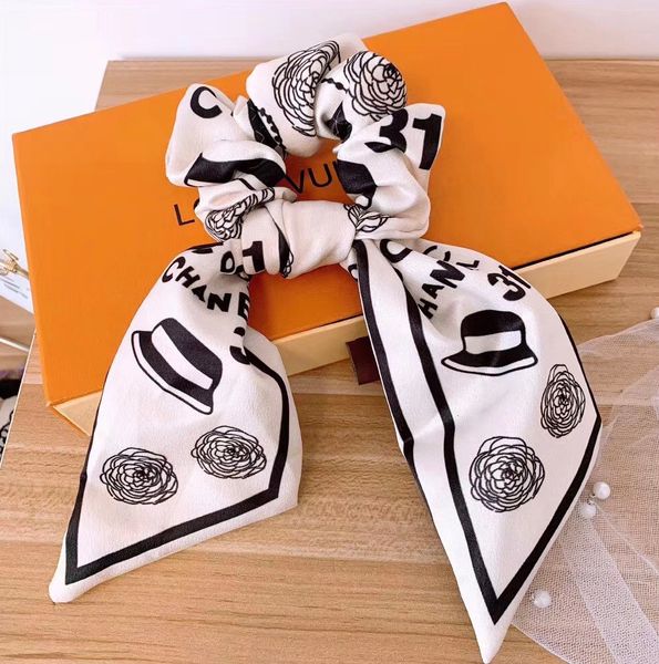 black and white color hair accessories for ladies new fashion ladies retro luxury hair accessories gifts
black and white color hair accessories for ladies new fashion ladies retro luxury hair accessories gifts