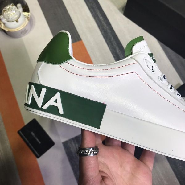 2019k new summer low-cut lace white shoes fashion tide shoes casual sports shoes original box packaging 38-44, Black
2019k new summer low-cut lace white shoes fashion tide shoes casual sports shoes original box packaging 38-44, Black