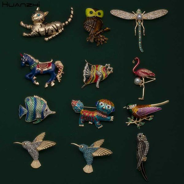 huanzhi 2020 new vintage dripping glaze zircon pearl abstract metal animal brooch for women and man collar accessories jewelry, Gray
huanzhi 2020 new vintage dripping glaze zircon pearl abstract metal animal brooch for women and man collar accessories jewelry, Gray