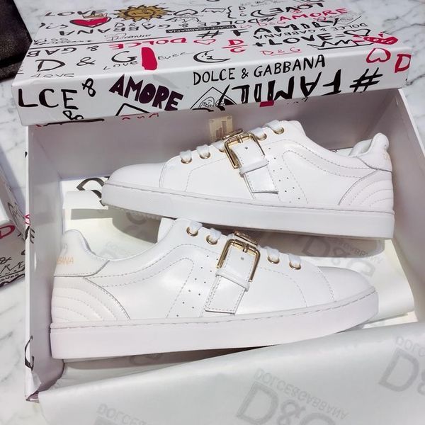 2020s new embroidered graffiti leather casual shoes outdoor men and women sports shoes fashion wild couple shoes, size 35-451, Black
2020s new embroidered graffiti leather casual shoes outdoor men and women sports shoes fashion wild couple shoes, size 35-451, Black