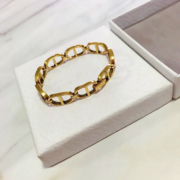 d family di home new delicacy cd bracelet in 2020 women's fashion trend d family earring accessories, Golden;silver
d family di home new delicacy cd bracelet in 2020 women's fashion trend d family earring accessories, Golden;silver