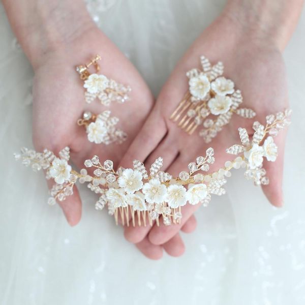 delicated flower bridal headpiece handmade rhinestone wedding hair comb fashion women hair jewelry brides headpiece t200522, Slivery;golden
delicated flower bridal headpiece handmade rhinestone wedding hair comb fashion women hair jewelry brides headpiece t200522, Slivery;golden
