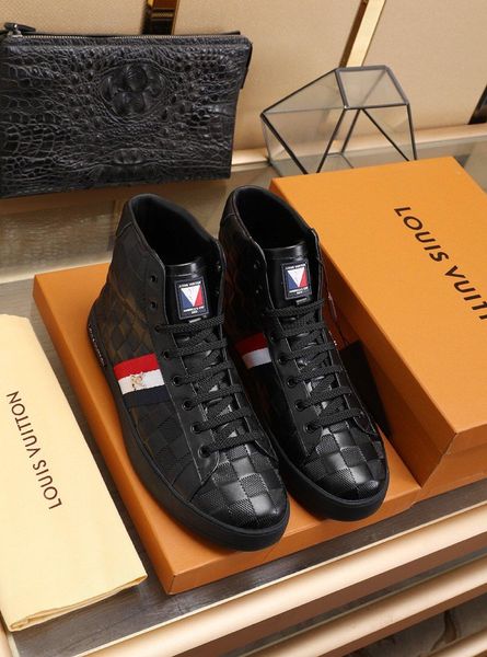 2019qz limited edition new fashion trend wild men casual and comfortable shoes, walking shoes brand sports shoes, original box packaging, Black
2019qz limited edition new fashion trend wild men casual and comfortable shoes, walking shoes brand sports shoes, original box packaging, Black