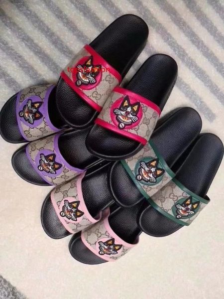 2019 letter embroidery dog flip flop shoes canvas leather sandals fashion woman casual slippers with, Black;green
2019 letter embroidery dog flip flop shoes canvas leather sandals fashion woman casual slippers with, Black;green