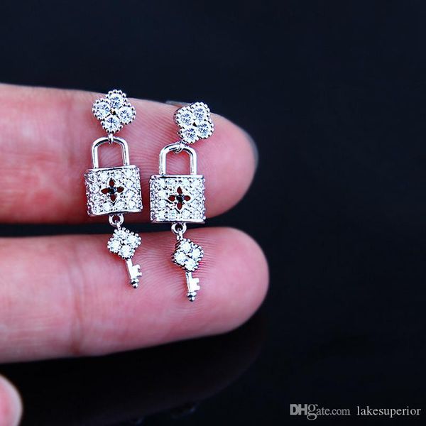 new arrival 925 silver lock key stud earring women girls zircon earring gift for love girlfriend fashion jewelry accessories, Golden;silver
new arrival 925 silver lock key stud earring women girls zircon earring gift for love girlfriend fashion jewelry accessories, Golden;silver