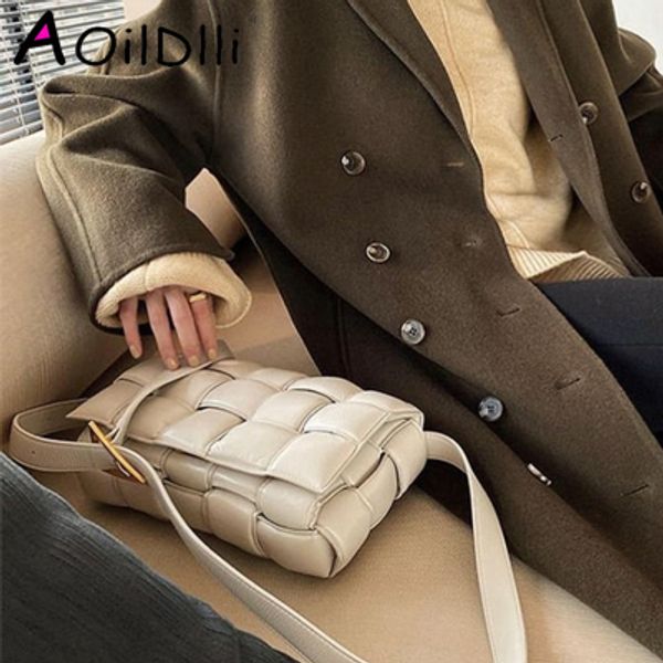 2020 new cowhide leather crossbody bags for women popular weaving luxury handbags women bags designer shoulder bags ladies totes
2020 new cowhide leather crossbody bags for women popular weaving luxury handbags women bags designer shoulder bags ladies totes