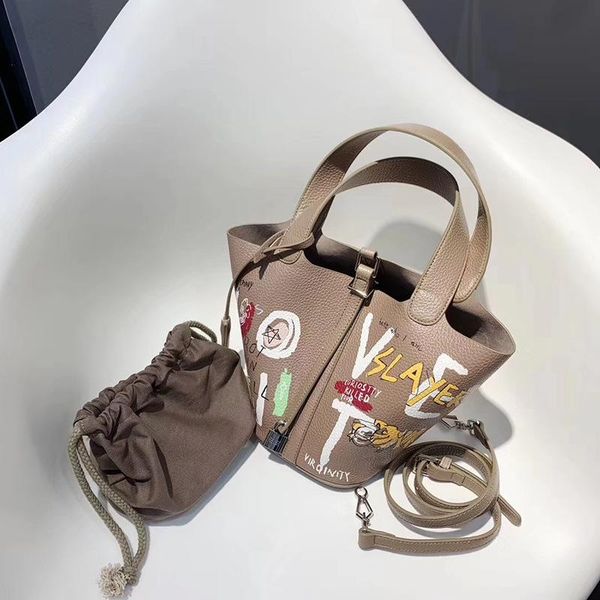 khaki bucket bag ladies fashion designer graffiti vegetable basket mother bag youth personality trend wild diagonal female bag 665
khaki bucket bag ladies fashion designer graffiti vegetable basket mother bag youth personality trend wild diagonal female bag 665