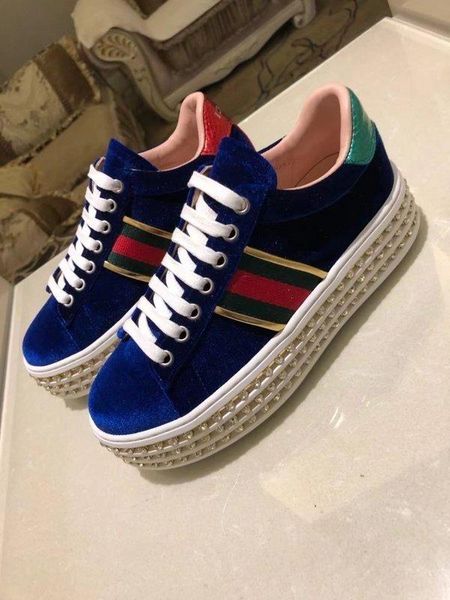 2019 women letter ribbon diamond muffin bottom casual shoes velvet skin leather embroidery bee thick bottom shoes with box, Black
2019 women letter ribbon diamond muffin bottom casual shoes velvet skin leather embroidery bee thick bottom shoes with box, Black