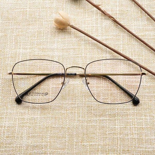 korean myopia version titanium half titanium glasses square frame optical frame myopia glasses 7720, Silver
korean myopia version titanium half titanium glasses square frame optical frame myopia glasses 7720, Silver