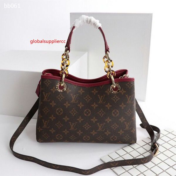 personality bag women tide ladies portable autumn and winter slung shoulder bag large capacity factory direct sales size 31x23x10cm
personality bag women tide ladies portable autumn and winter slung shoulder bag large capacity factory direct sales size 31x23x10cm