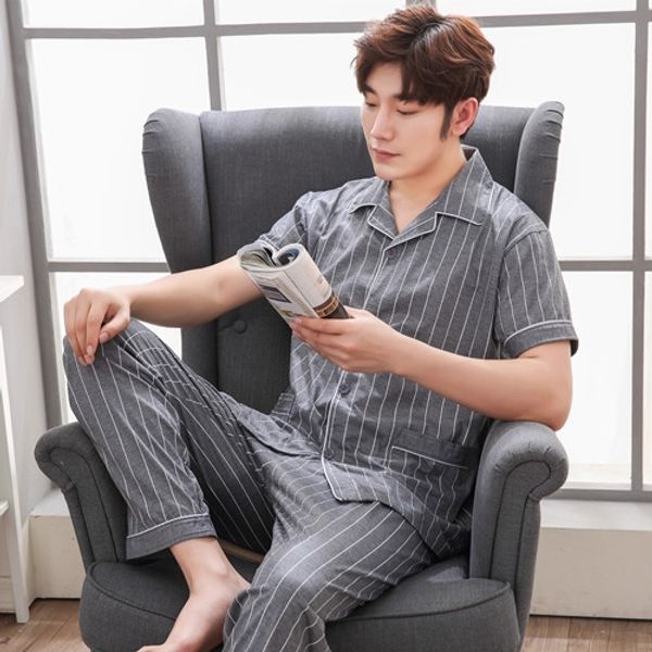 houvd korean style lapel cardigan men's pajamas trousers wool pajamas wool knitted cotton short-sleeved trousers air-conditioned home c, Black;brown
houvd korean style lapel cardigan men's pajamas trousers wool pajamas wool knitted cotton short-sleeved trousers air-conditioned home c, Black;brown
