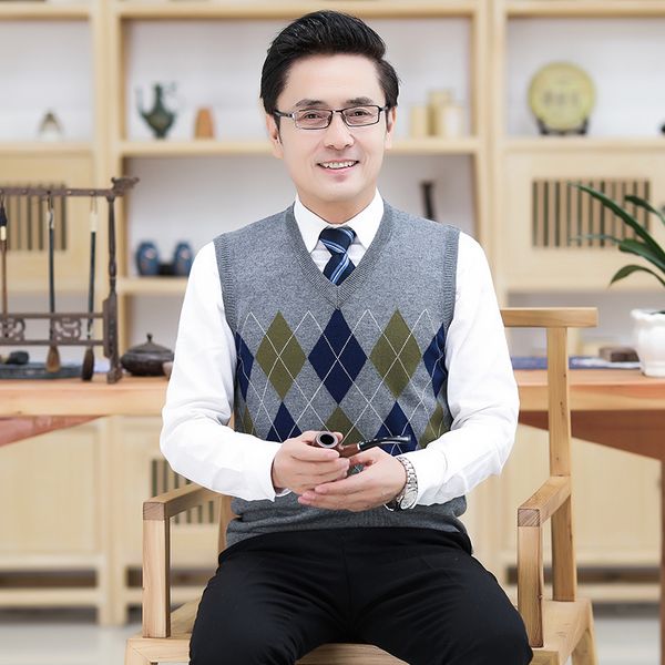 men's vests 2021 male wool sweater vest mens sleeveless v-neck pullover knit, Black;white
men's vests 2021 male wool sweater vest mens sleeveless v-neck pullover knit, Black;white