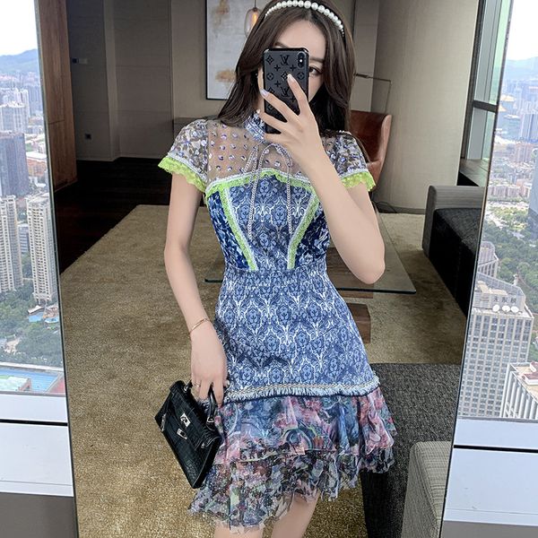 727 xl 2020 summer crew neck sequins flora print panelled short sleeve fashion womens clothes yimi, White;black
727 xl 2020 summer crew neck sequins flora print panelled short sleeve fashion womens clothes yimi, White;black