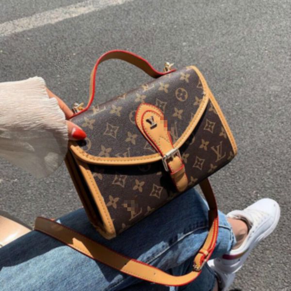 2020 r bag classic handbag totes luxury women bag tote wallet purse burse backpack bags messenger bag designer luxury handbag
2020 r bag classic handbag totes luxury women bag tote wallet purse burse backpack bags messenger bag designer luxury handbag