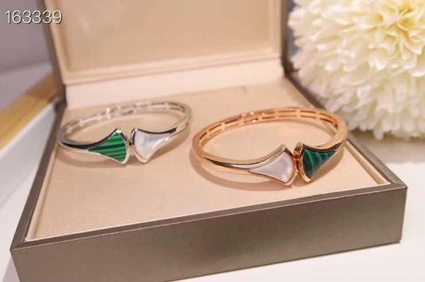 designer of fashion's new open-bb0 bangles sells classic bangle bangles made of shiny fridges, Silver
designer of fashion's new open-bb0 bangles sells classic bangle bangles made of shiny fridges, Silver