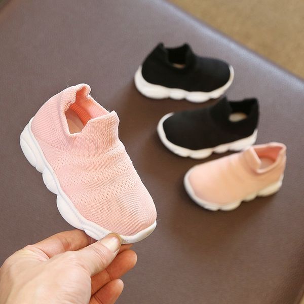 2019 spring new knitted socks sports baby sneakers children's children's soft bottom baby bear shoes men's and women's m, Black
2019 spring new knitted socks sports baby sneakers children's children's soft bottom baby bear shoes men's and women's m, Black