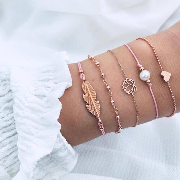 charm european and american woven bracelet pearl lotus heart leaf 5 piece bracelet set for women gift, Black
charm european and american woven bracelet pearl lotus heart leaf 5 piece bracelet set for women gift, Black